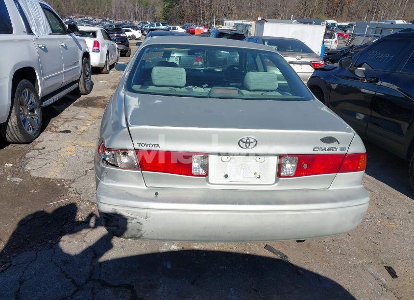 Photo 16 of 2000 Toyota Camry LE (VIN 4T1BG22K0YU713074)