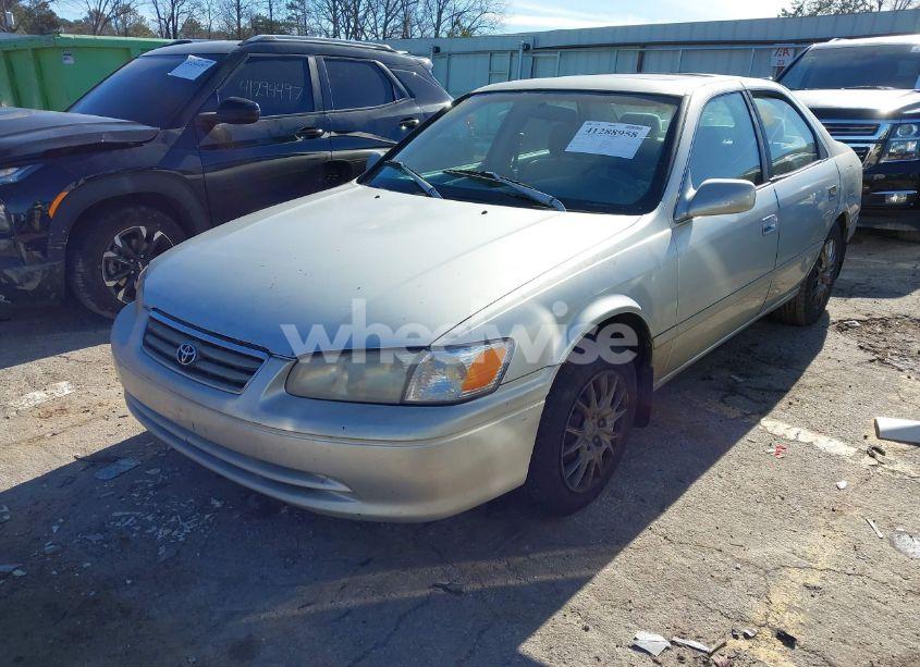 Photo 2 of 2000 Toyota Camry LE (VIN 4T1BG22K0YU713074)