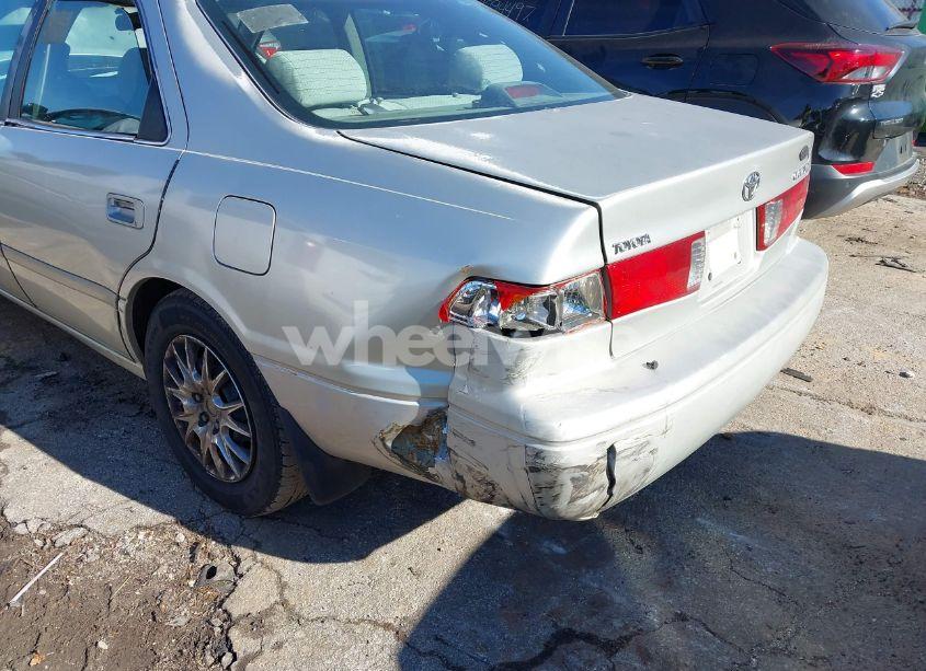 Photo 6 of 2000 Toyota Camry LE (VIN 4T1BG22K0YU713074)