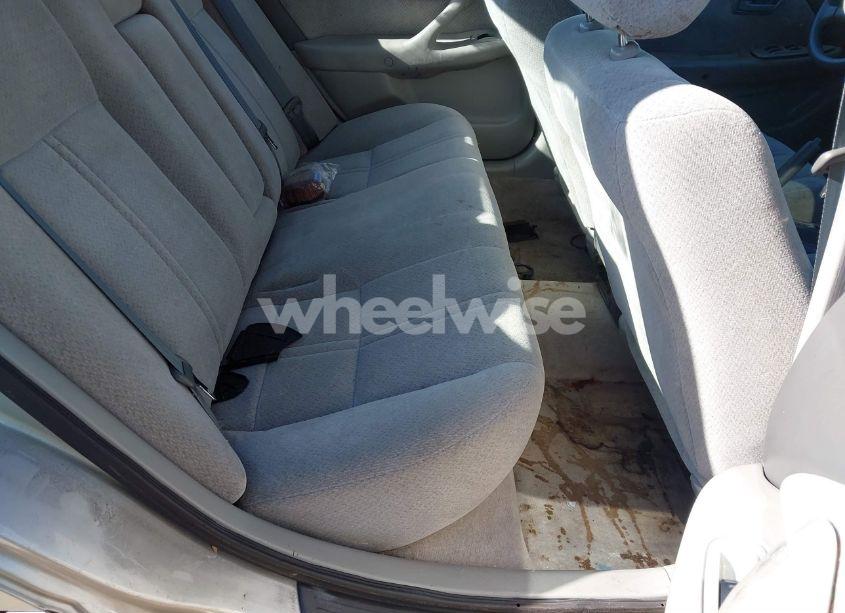 Photo 8 of 2000 Toyota Camry LE (VIN 4T1BG22K0YU713074)