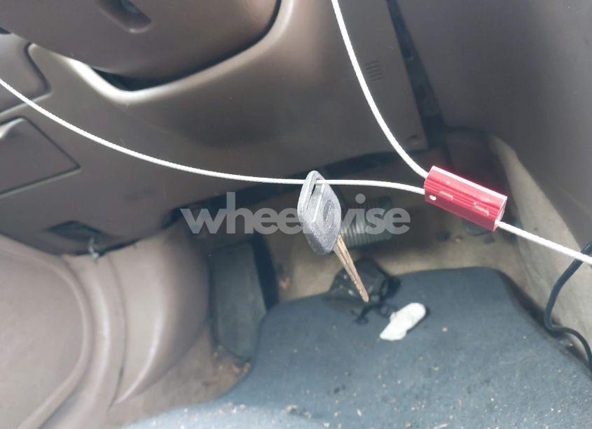 Photo 11 of 2000 Toyota Camry LE (VIN 4T1BG22K0YU731106)