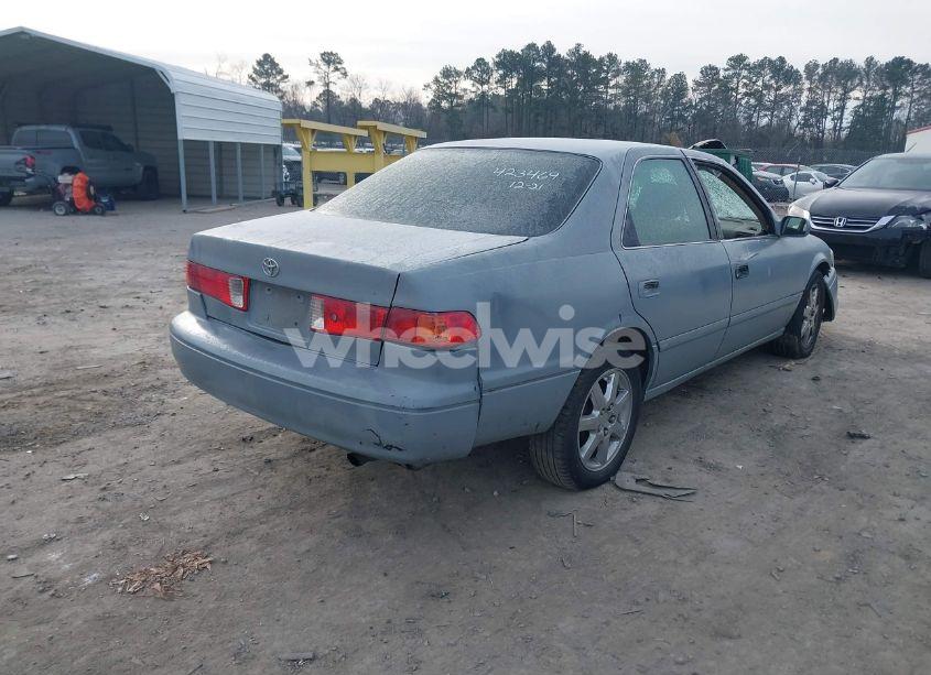 Photo 4 of 2000 Toyota Camry LE (VIN 4T1BG22K0YU731106)