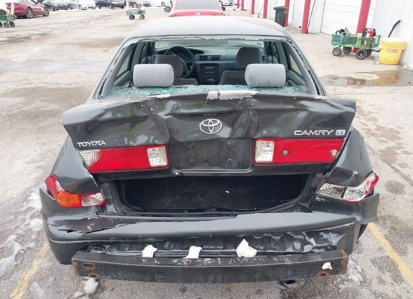Photo 6 of 2000 Toyota Camry LE (VIN 4T1BG22K0YU753414)