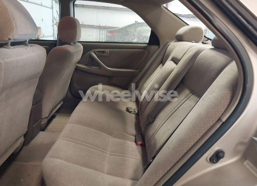 Photo 8 of 2000 Toyota Camry LE (VIN 4T1BG22K0YU931287)