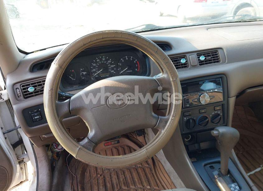 Photo 15 of 2000 Toyota Camry CE (VIN 4T1BG22K0YU997919)