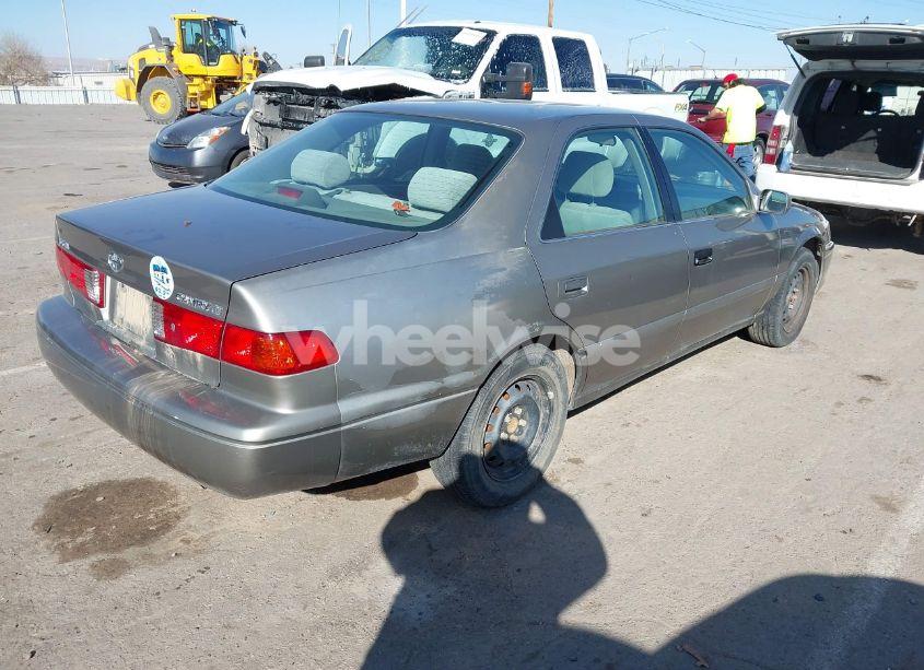 Photo 4 of 2001 Toyota Camry CE (VIN 4T1BG22K11U027499)