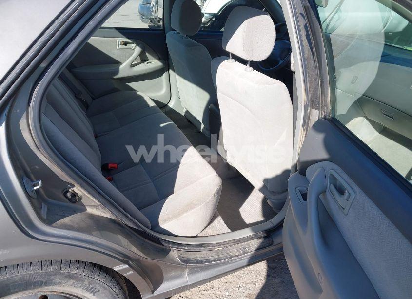 Photo 8 of 2001 Toyota Camry CE (VIN 4T1BG22K11U027499)