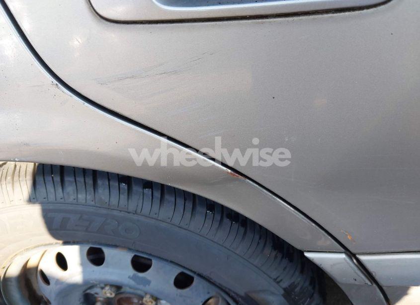 Photo 14 of 2001 Toyota Camry LE (VIN 4T1BG22K11U042875)