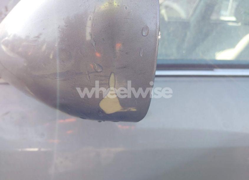 Photo 15 of 2001 Toyota Camry LE (VIN 4T1BG22K11U042875)