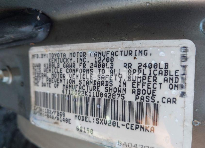 Photo 9 of 2001 Toyota Camry LE (VIN 4T1BG22K11U042875)