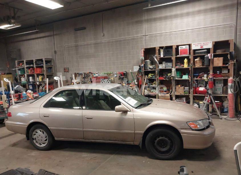 Photo 13 of 2001 Toyota Camry LE (VIN 4T1BG22K11U117493)