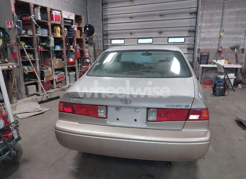 Photo 16 of 2001 Toyota Camry LE (VIN 4T1BG22K11U117493)