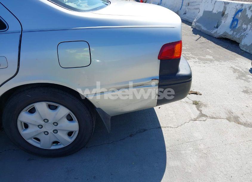 Photo 6 of 2001 Toyota Camry LE (VIN 4T1BG22K11U798576)