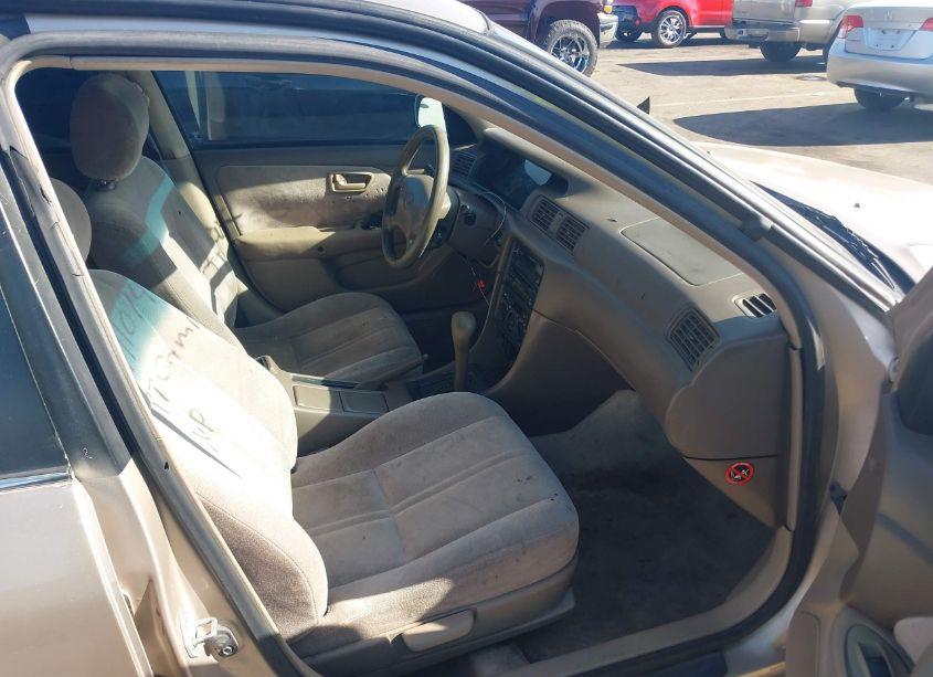 Photo 5 of 1997 Toyota Camry LE (VIN 4T1BG22K1VU073761)