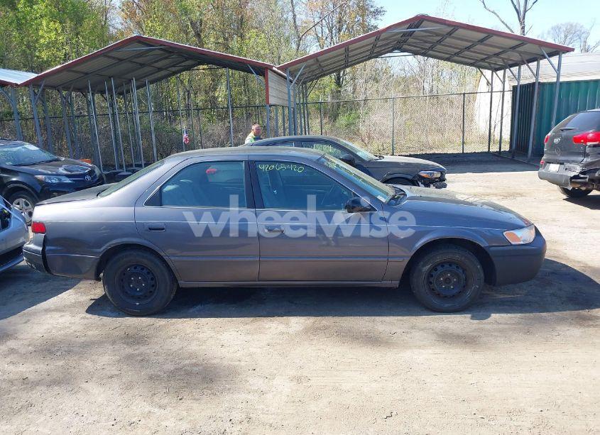 Photo 13 of 1997 Toyota Camry LE (VIN 4T1BG22K1VU101106)