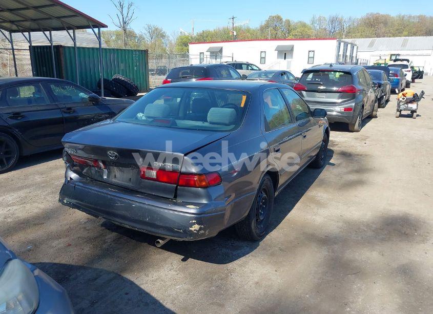 Photo 4 of 1997 Toyota Camry LE (VIN 4T1BG22K1VU101106)