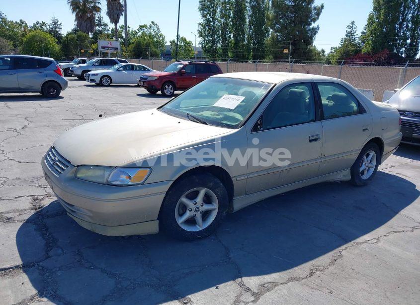 Photo 2 of 1997 Toyota Camry LE (VIN 4T1BG22K1VU130346)