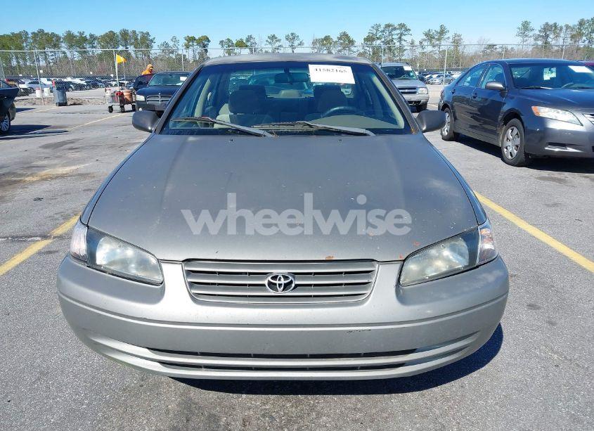 Photo 6 of 1997 Toyota Camry LE (VIN 4T1BG22K1VU139564)