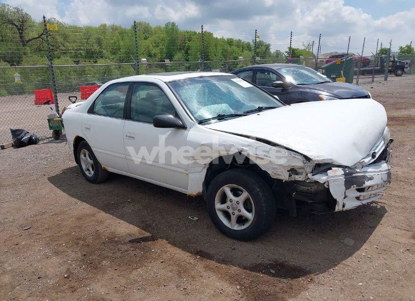 1997 Toyota Camry LE (VIN 4T1BG22K1VU782626) main photo