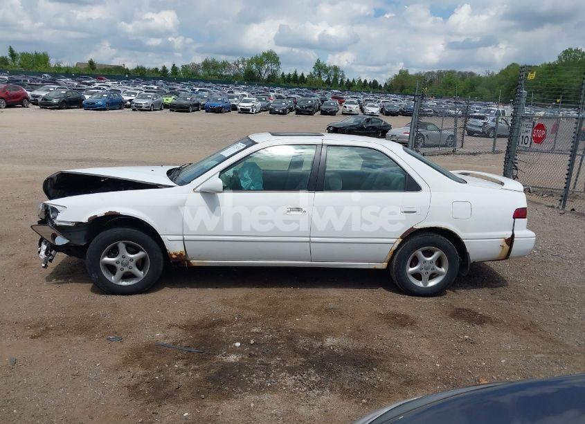 Photo 14 of 1997 Toyota Camry LE (VIN 4T1BG22K1VU782626)