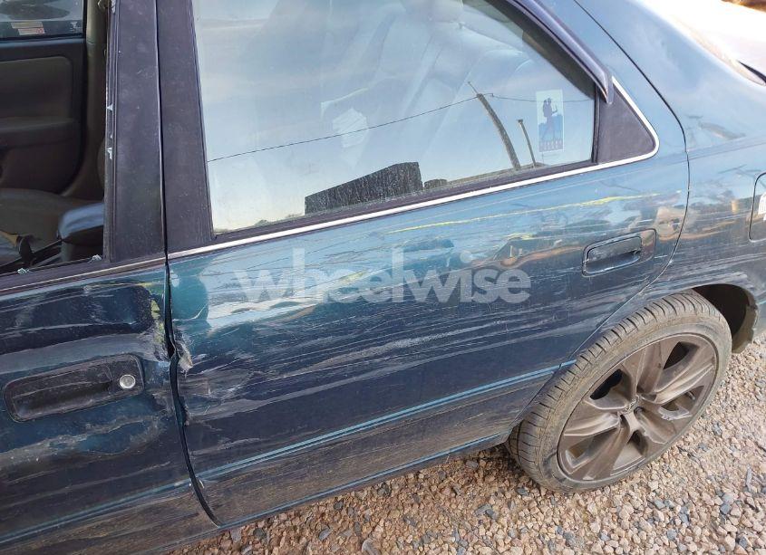 Photo 14 of 1997 Toyota Camry XLE (VIN 4T1BG22K1VU824163)