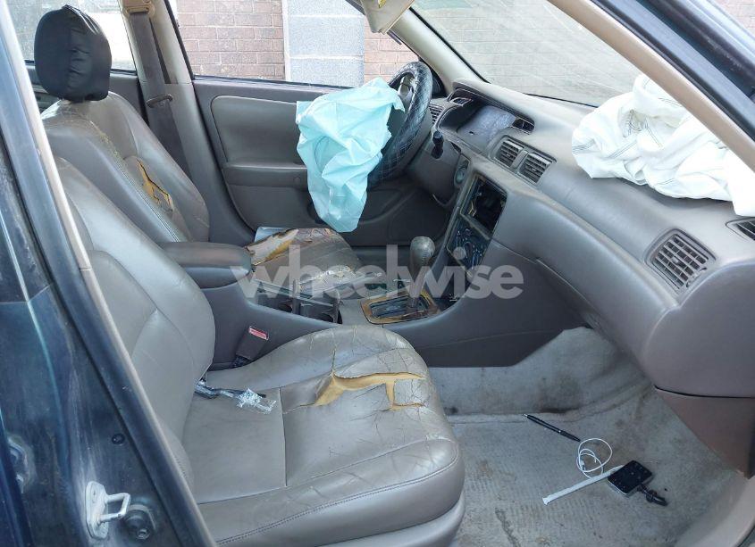 Photo 5 of 1997 Toyota Camry XLE (VIN 4T1BG22K1VU824163)