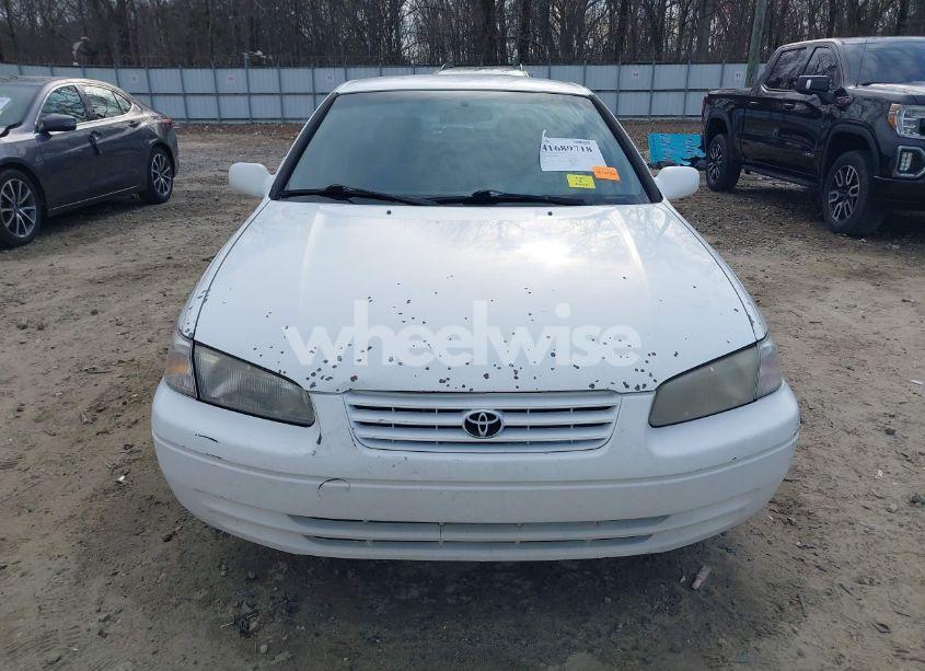 Photo 12 of 1998 Toyota Camry LE (VIN 4T1BG22K1WU826092)
