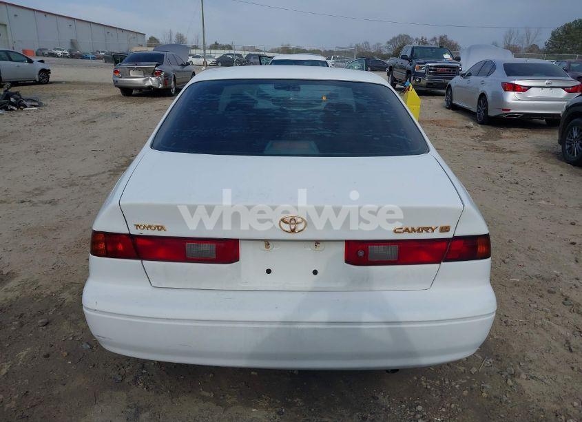 Photo 16 of 1998 Toyota Camry LE (VIN 4T1BG22K1WU826092)