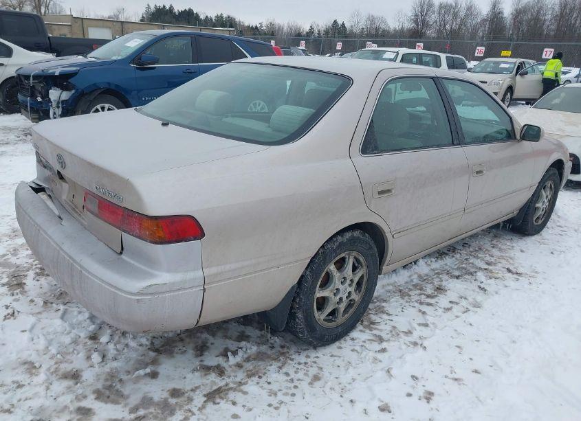 Photo 4 of 1999 Toyota Camry CE (VIN 4T1BG22K1XU416961)