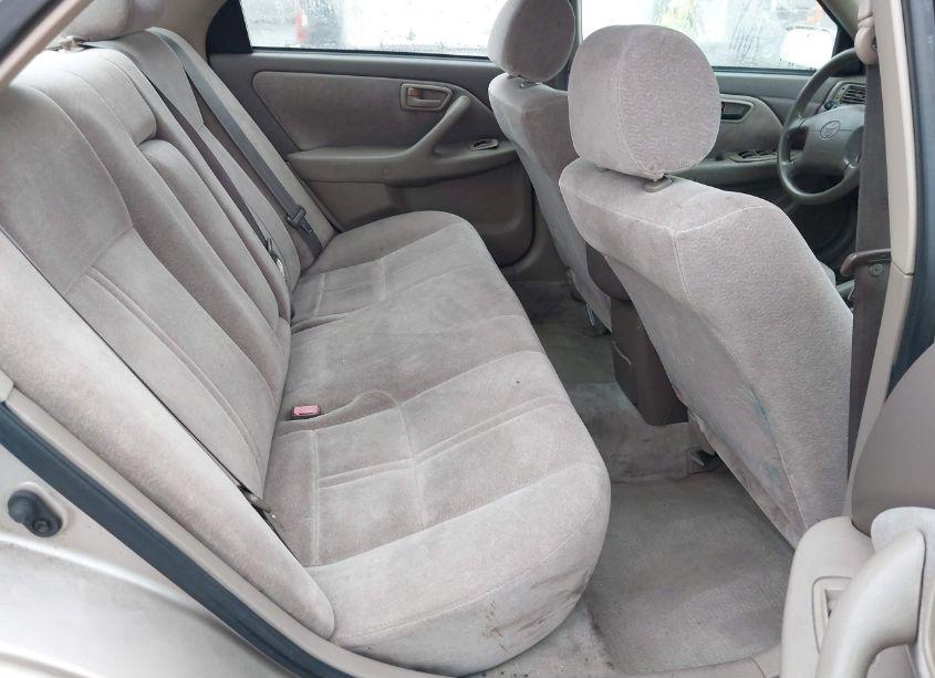 Photo 8 of 1999 Toyota Camry LE (VIN 4T1BG22K1XU480465)