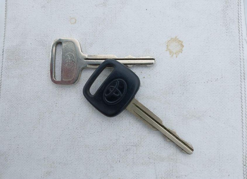 Photo 11 of 1999 Toyota Camry LE (VIN 4T1BG22K1XU525386)