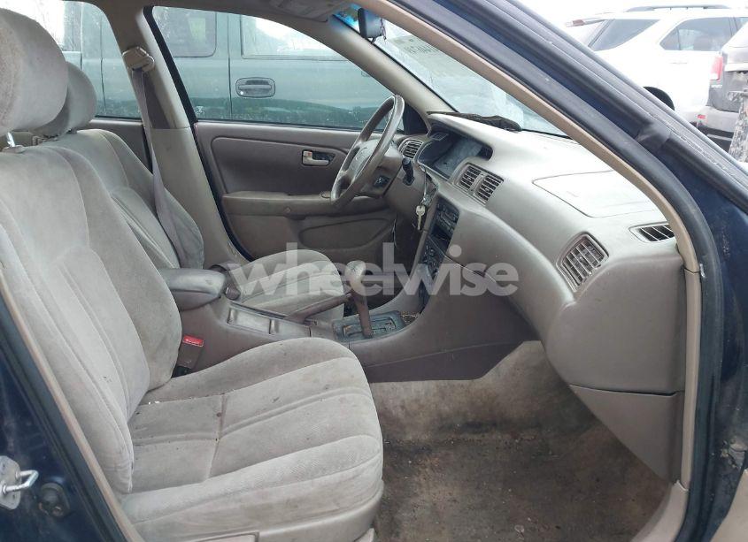 Photo 5 of 1999 Toyota Camry CE (VIN 4T1BG22K1XU531253)