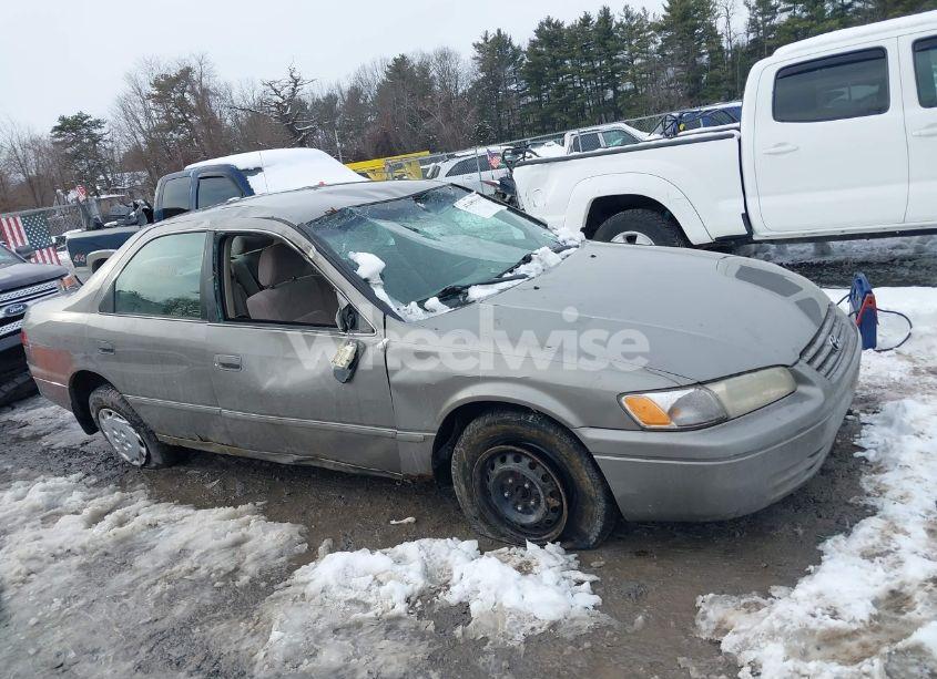 Photo 13 of 1999 Toyota Camry LE (VIN 4T1BG22K1XU595678)