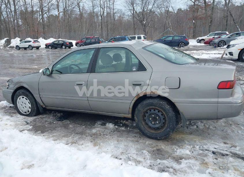 Photo 14 of 1999 Toyota Camry LE (VIN 4T1BG22K1XU595678)