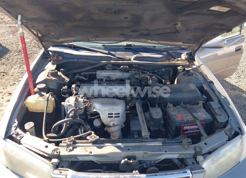 Photo 10 of 2000 Toyota Camry CE (VIN 4T1BG22K1YU002208)