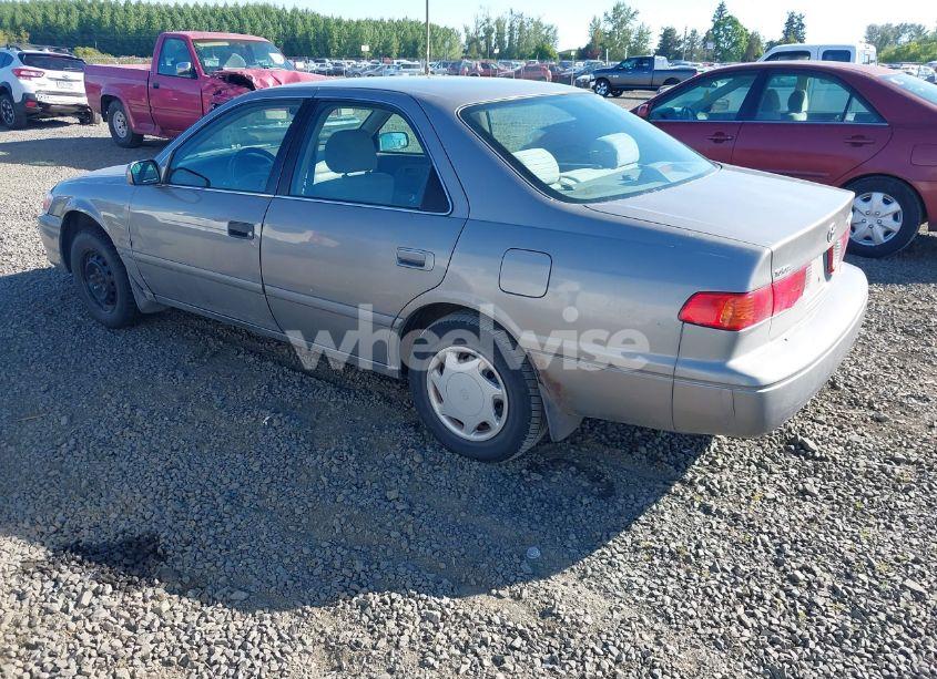 Photo 3 of 2000 Toyota Camry CE (VIN 4T1BG22K1YU002208)