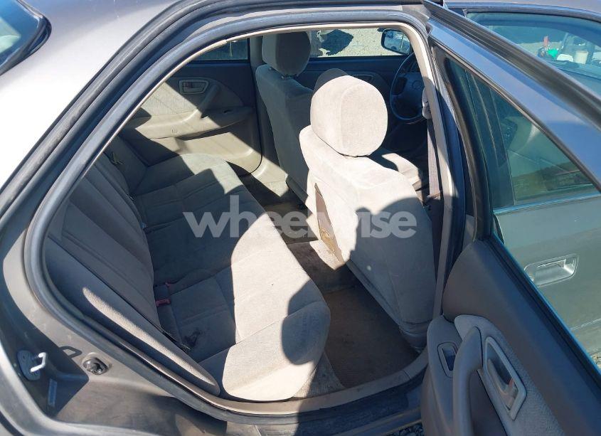 Photo 8 of 2000 Toyota Camry CE (VIN 4T1BG22K1YU002208)