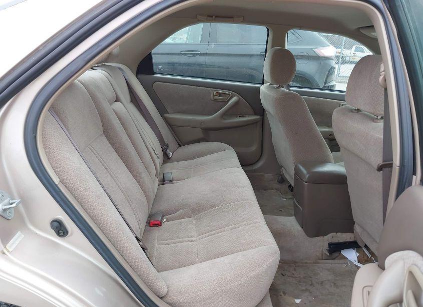 Photo 8 of 2000 Toyota Camry LE (VIN 4T1BG22K1YU622167)
