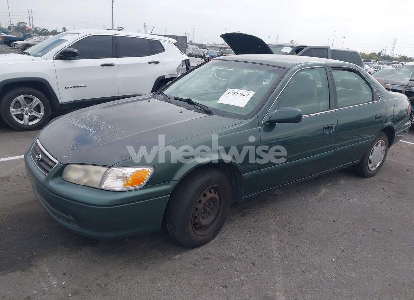Photo 2 of 2000 Toyota Camry CE (VIN 4T1BG22K1YU644119)