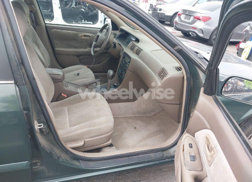 Photo 5 of 2000 Toyota Camry CE (VIN 4T1BG22K1YU644119)