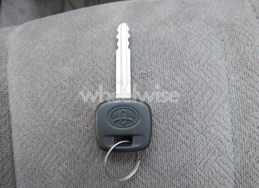 Photo 11 of 2000 Toyota Camry CE (VIN 4T1BG22K1YU700818)