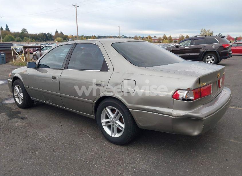 Photo 6 of 2000 Toyota Camry CE (VIN 4T1BG22K1YU700818)