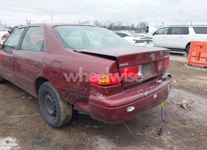 Photo 12 of 2000 Toyota Camry LE (VIN 4T1BG22K1YU757732)