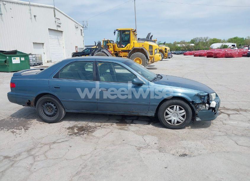 Photo 13 of 2000 Toyota Camry CE/LE/XLE (VIN 4T1BG22K1YU948633)