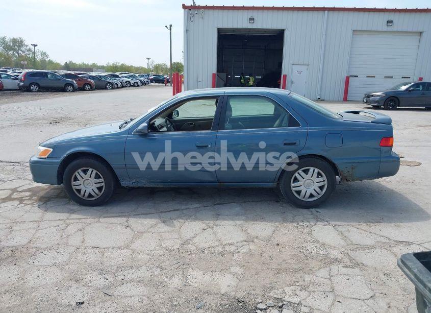 Photo 14 of 2000 Toyota Camry CE/LE/XLE (VIN 4T1BG22K1YU948633)