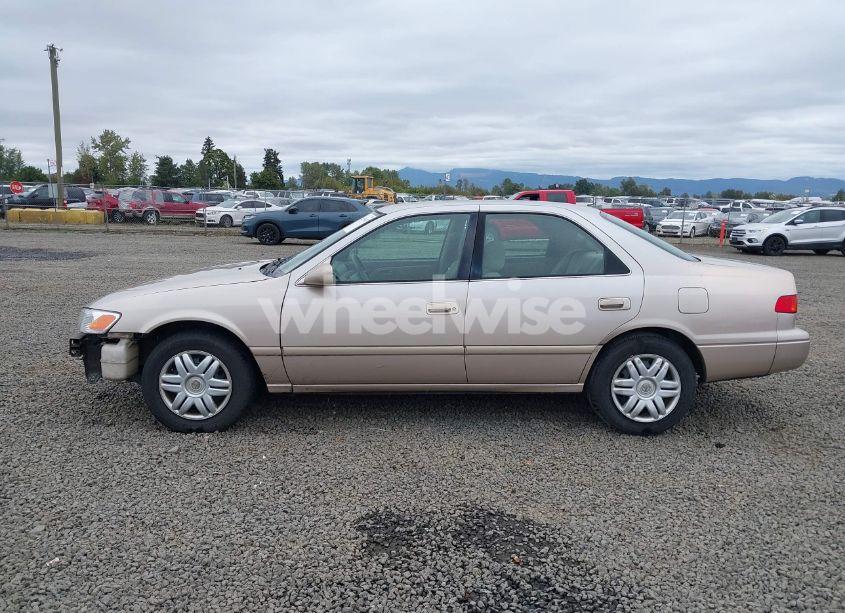 Photo 15 of 2001 Toyota Camry LE (VIN 4T1BG22K21U079983)