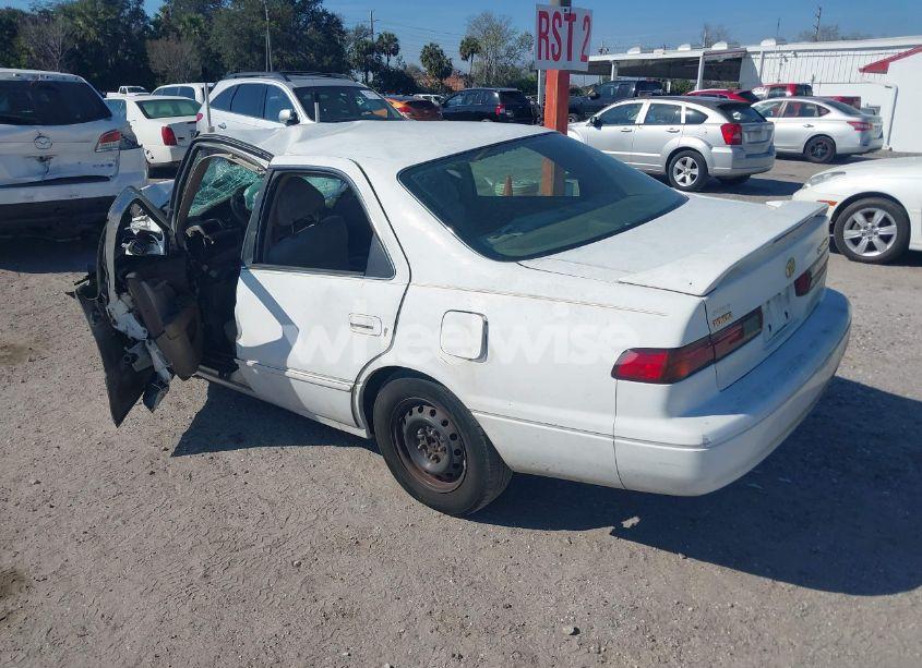 Photo 3 of 1997 Toyota Camry LE (VIN 4T1BG22K2VU002763)