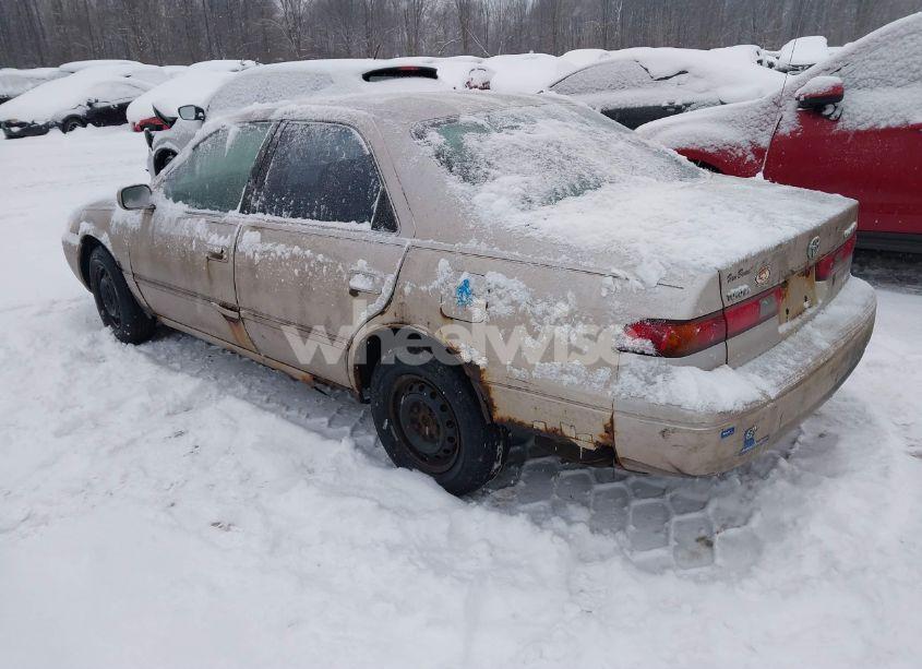 Photo 3 of 1998 Toyota Camry CE (VIN 4T1BG22K2WU232207)