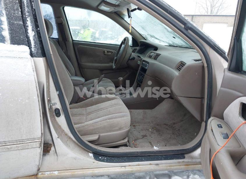 Photo 5 of 1998 Toyota Camry CE (VIN 4T1BG22K2WU232207)