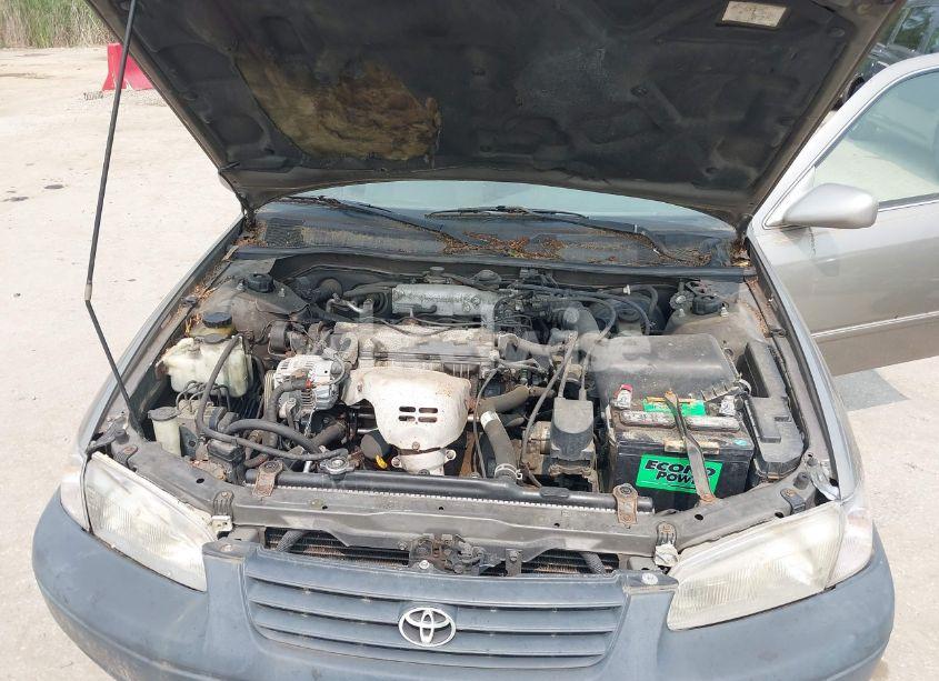 Photo 10 of 1998 Toyota Camry LE (VIN 4T1BG22K2WU278958)